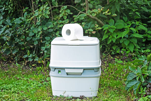 Best Portable toilet rental cost  in Oildale, CA