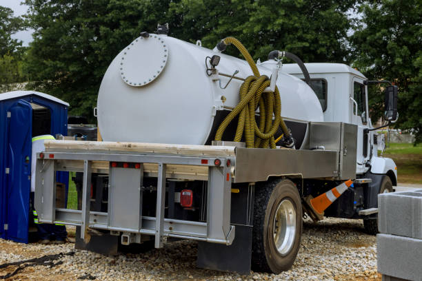 Portable Toilet Options We Offer in Oildale, CA